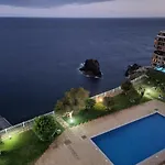 Hear The Ocean!