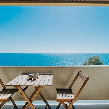 Hear The Ocean! Funchal (Madeira)
